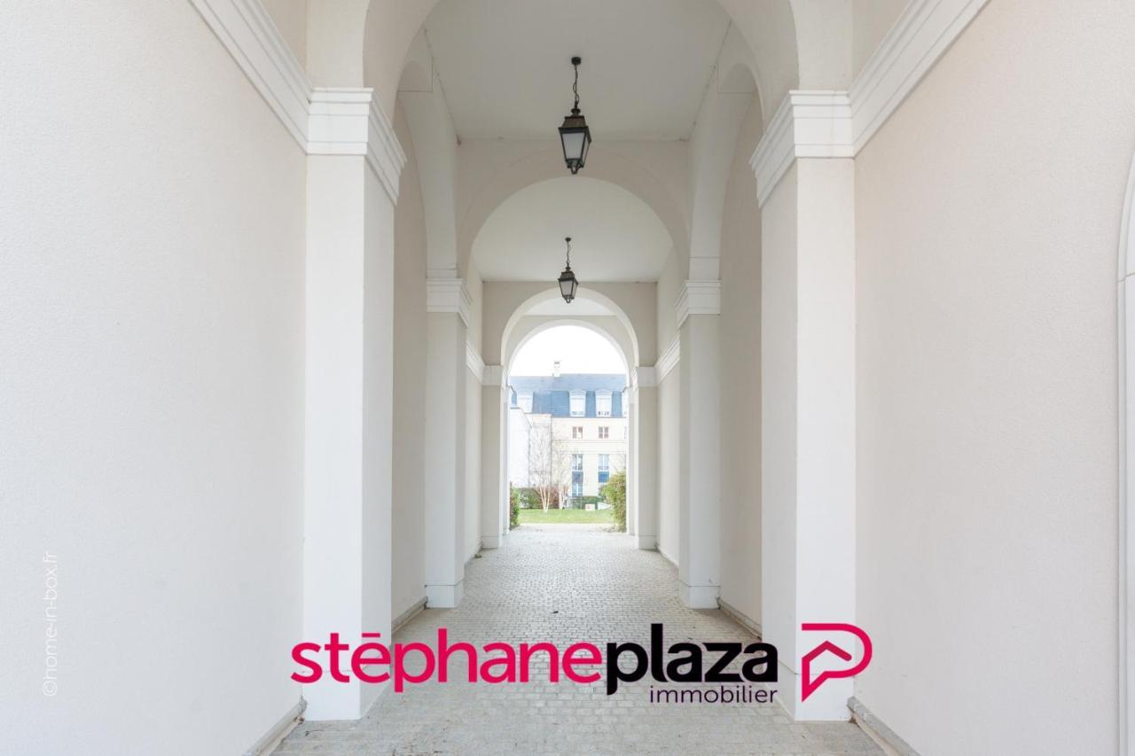 Plaza Scandinave 04 Серрі Екстер'єр фото